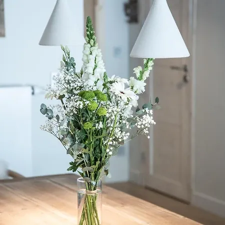 Kabano - By Emerald Σαμονί