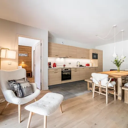 Kabano - By Emerald *