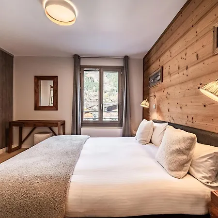 Апартаменти Kabano - By Emerald