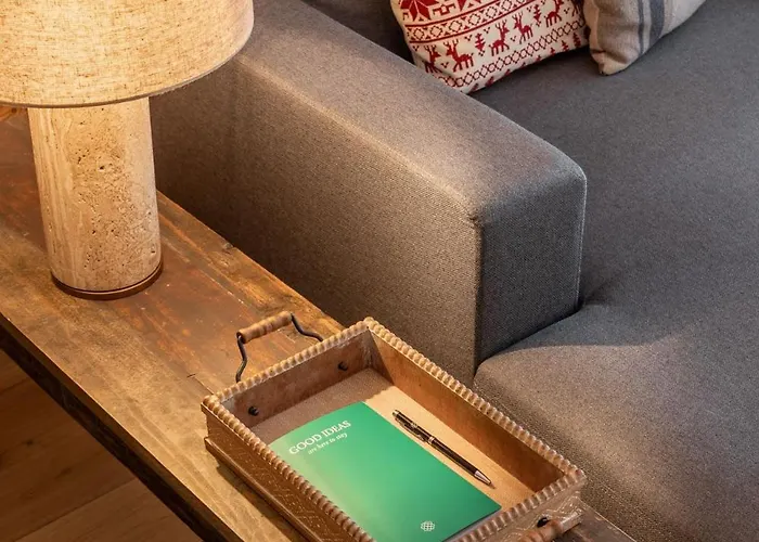 Kabano - By Emerald Apartment *