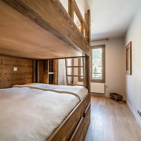 Kabano - By Emerald Apartment *