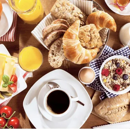 Kabano - By Emerald Apartment